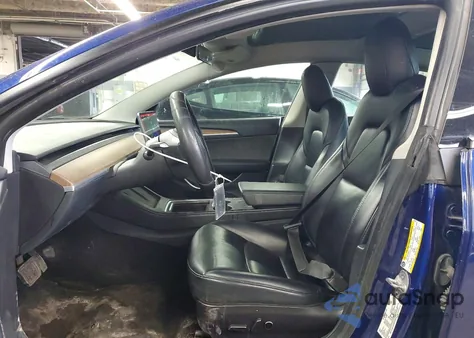 2022 Tesla Model 3 z USA, uszkodzony, nr VIN 5YJ3E1EA6NF372182